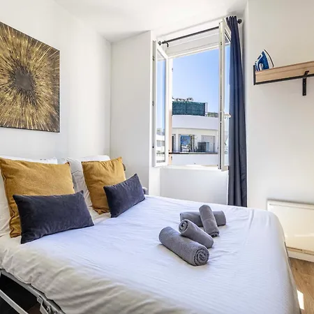 Mim 2 - Beautifully Renovated - Center